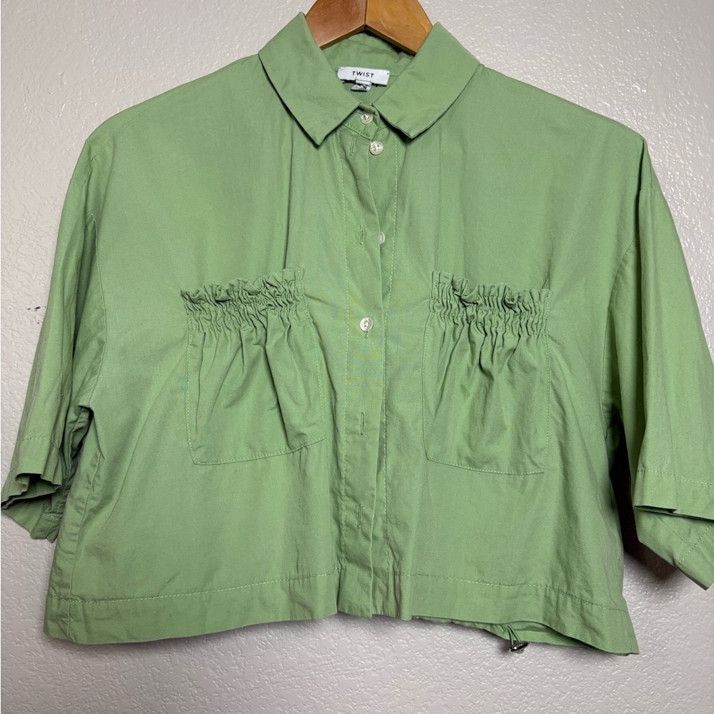 Cute Lime Green Cropped Button Down Shirt with Shirred Pockets & Drawcord‎ Waist